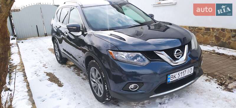 Внедорожник / Кроссовер Nissan Rogue 2015 в Здолбунове