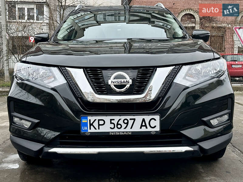 Позашляховик / Кросовер Nissan Rogue 2018 в Запоріжжі