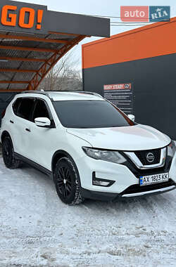 Позашляховик / Кросовер Nissan Rogue 2018 в Харкові