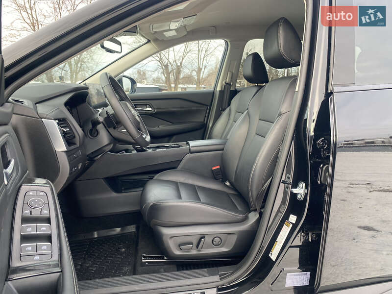 Внедорожник / Кроссовер Nissan Rogue 2024 в Киеве фото 10 Внедорожник / Кроссовер Nissan Rogue 2024 в Киеве