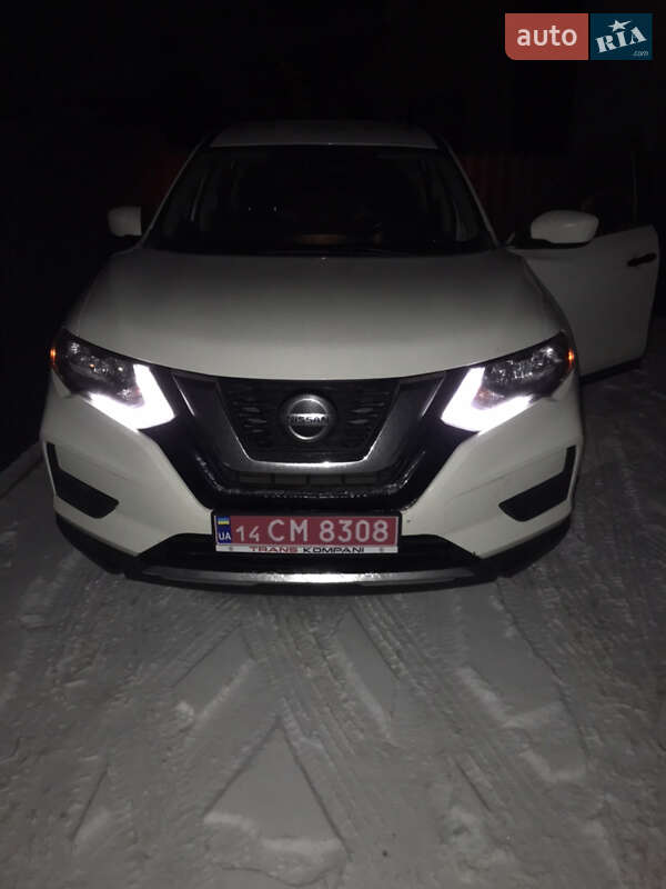 Внедорожник / Кроссовер Nissan Rogue 2017 в Львове фото 2 Внедорожник / Кроссовер Nissan Rogue 2017 в Львове