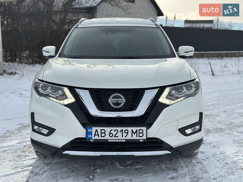 Внедорожник / Кроссовер Nissan Rogue 2018 в Виннице