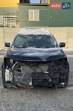 Позашляховик / Кросовер Nissan Rogue 2016 в Рівному