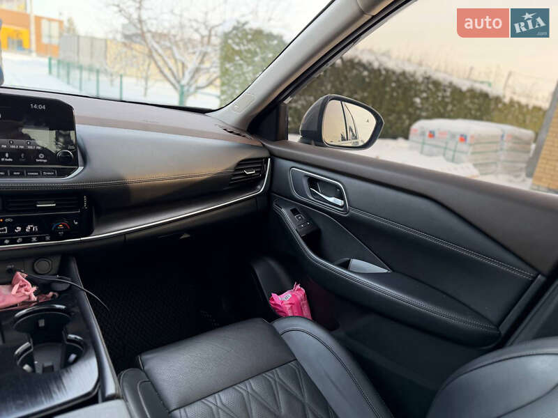 Позашляховик / Кросовер Nissan Rogue 2022 в Білій Церкві