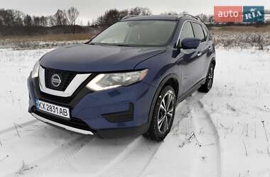 Позашляховик / Кросовер Nissan Rogue 2018 в Харкові