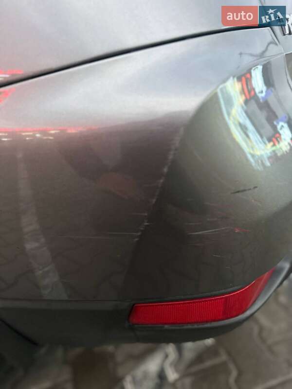 Внедорожник / Кроссовер Nissan Rogue 2017 в Харькове