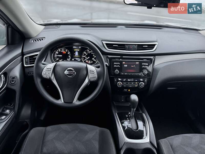 Внедорожник / Кроссовер Nissan Rogue 2015 в Кременчуге