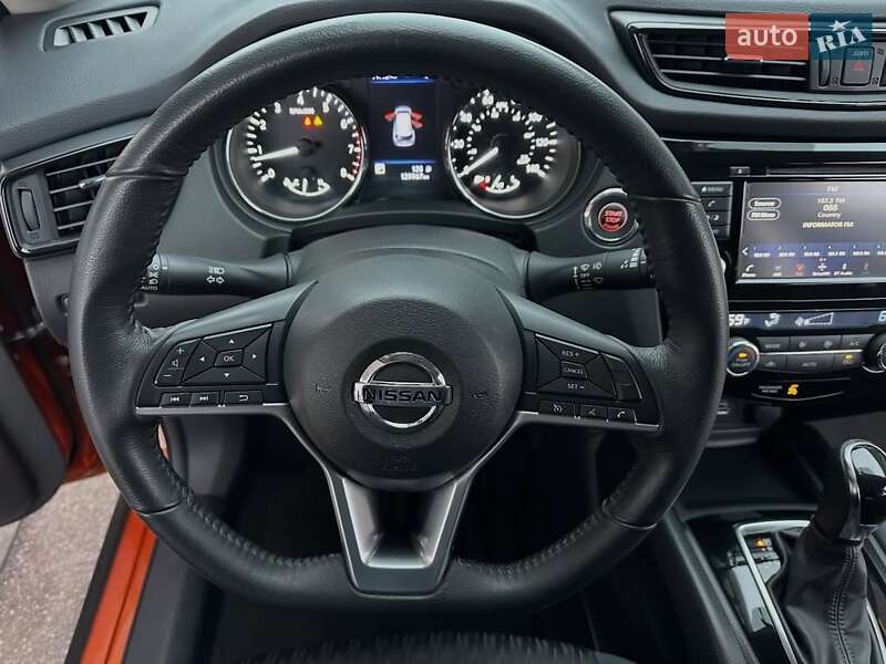 Внедорожник / Кроссовер Nissan Rogue 2018 в Днепре