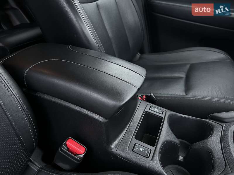 Внедорожник / Кроссовер Nissan Rogue 2017 в Одессе фото 58 Внедорожник / Кроссовер Nissan Rogue 2017 в Одессе