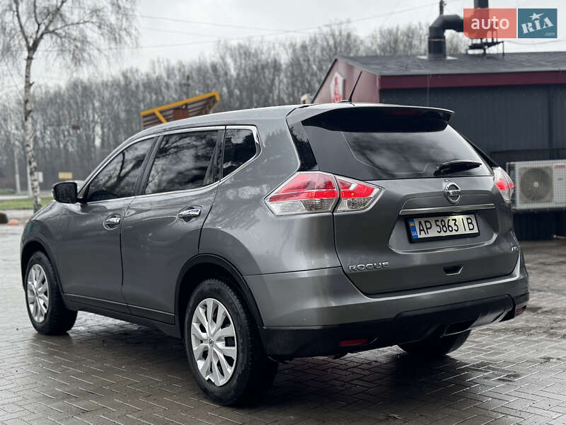 Внедорожник / Кроссовер Nissan Rogue 2015 в Запорожье