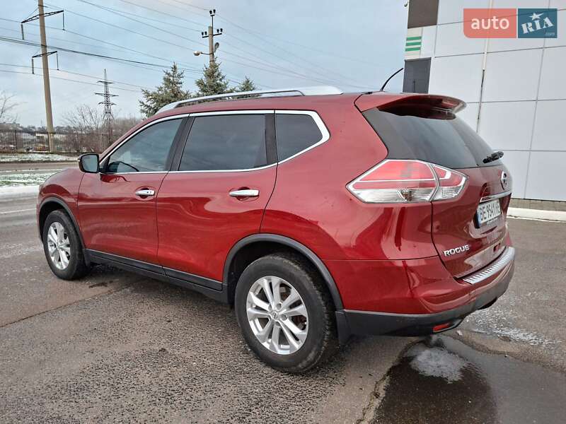 Внедорожник / Кроссовер Nissan Rogue 2016 в Николаеве