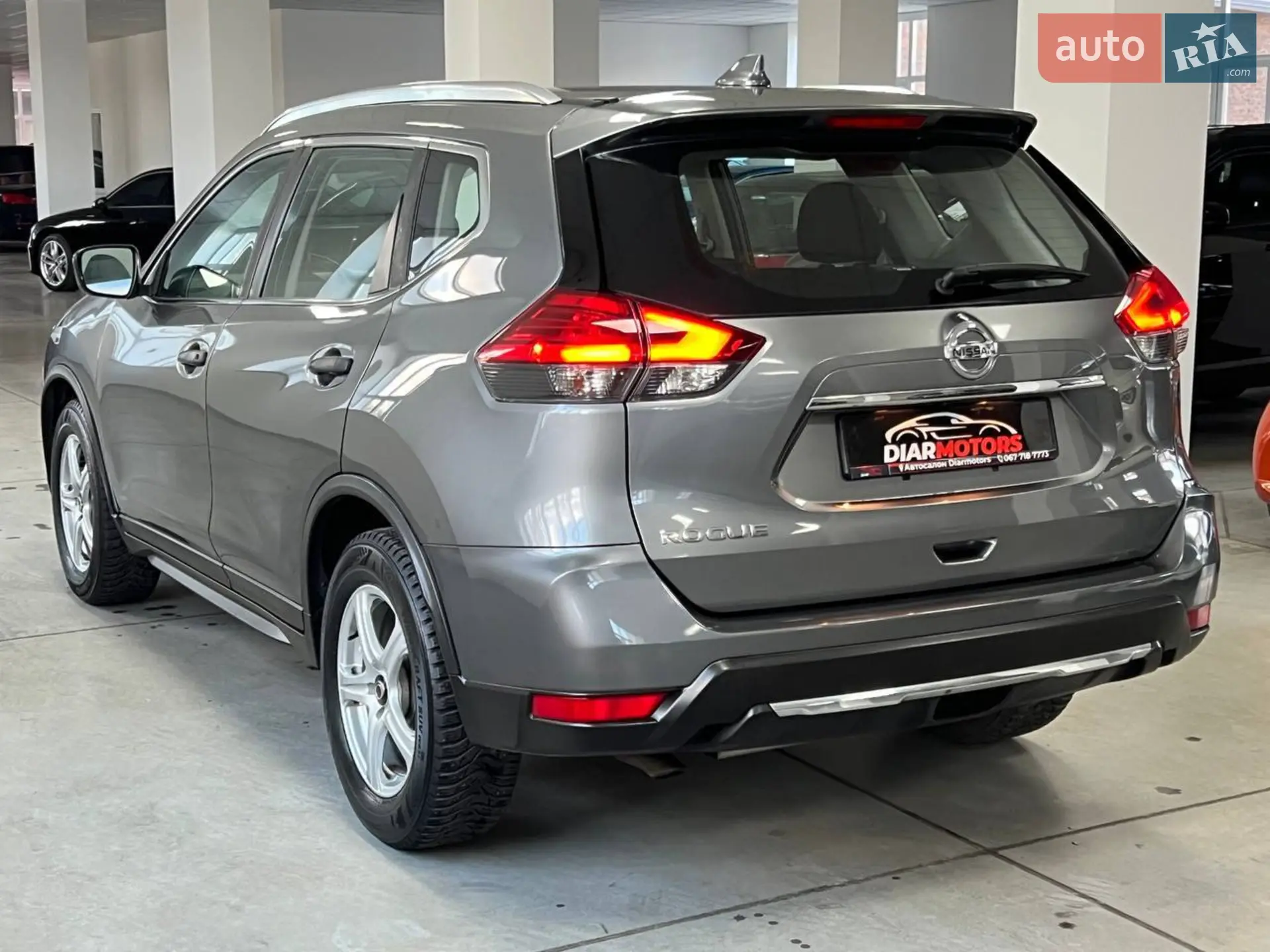 2017 Nissan Rogue - мініатюра 4
