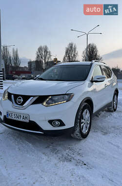 Внедорожник / Кроссовер Nissan Rogue 2016 в Днепре