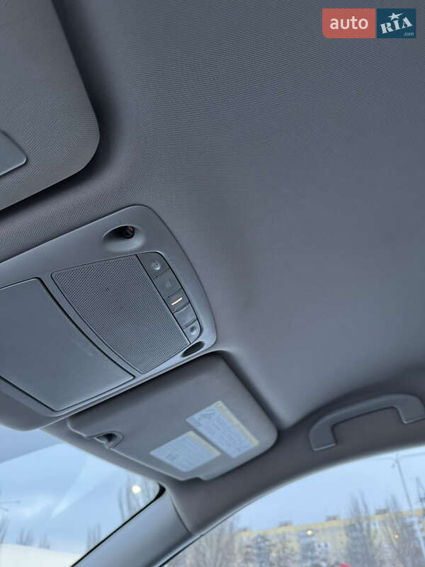 Внедорожник / Кроссовер Nissan Rogue 2016 в Днепре фото 11 Внедорожник / Кроссовер Nissan Rogue 2016 в Днепре