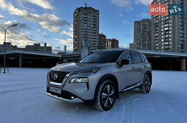 Позашляховик / Кросовер Nissan Rogue 2021 в Києві