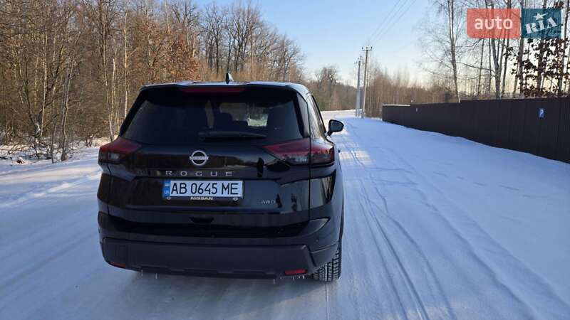 Внедорожник / Кроссовер Nissan Rogue 2024 в Виннице