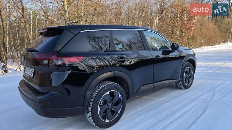 Внедорожник / Кроссовер Nissan Rogue 2024 в Виннице