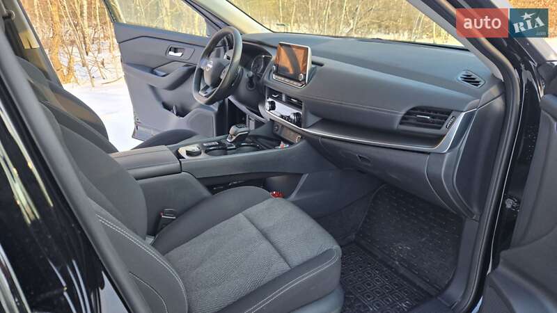 Внедорожник / Кроссовер Nissan Rogue 2024 в Виннице