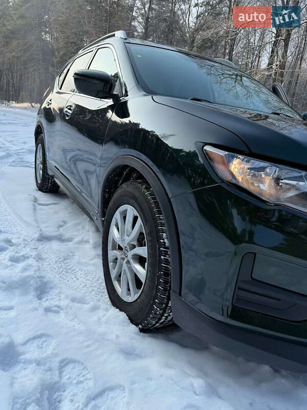 Внедорожник / Кроссовер Nissan Rogue 2020 в Носовке