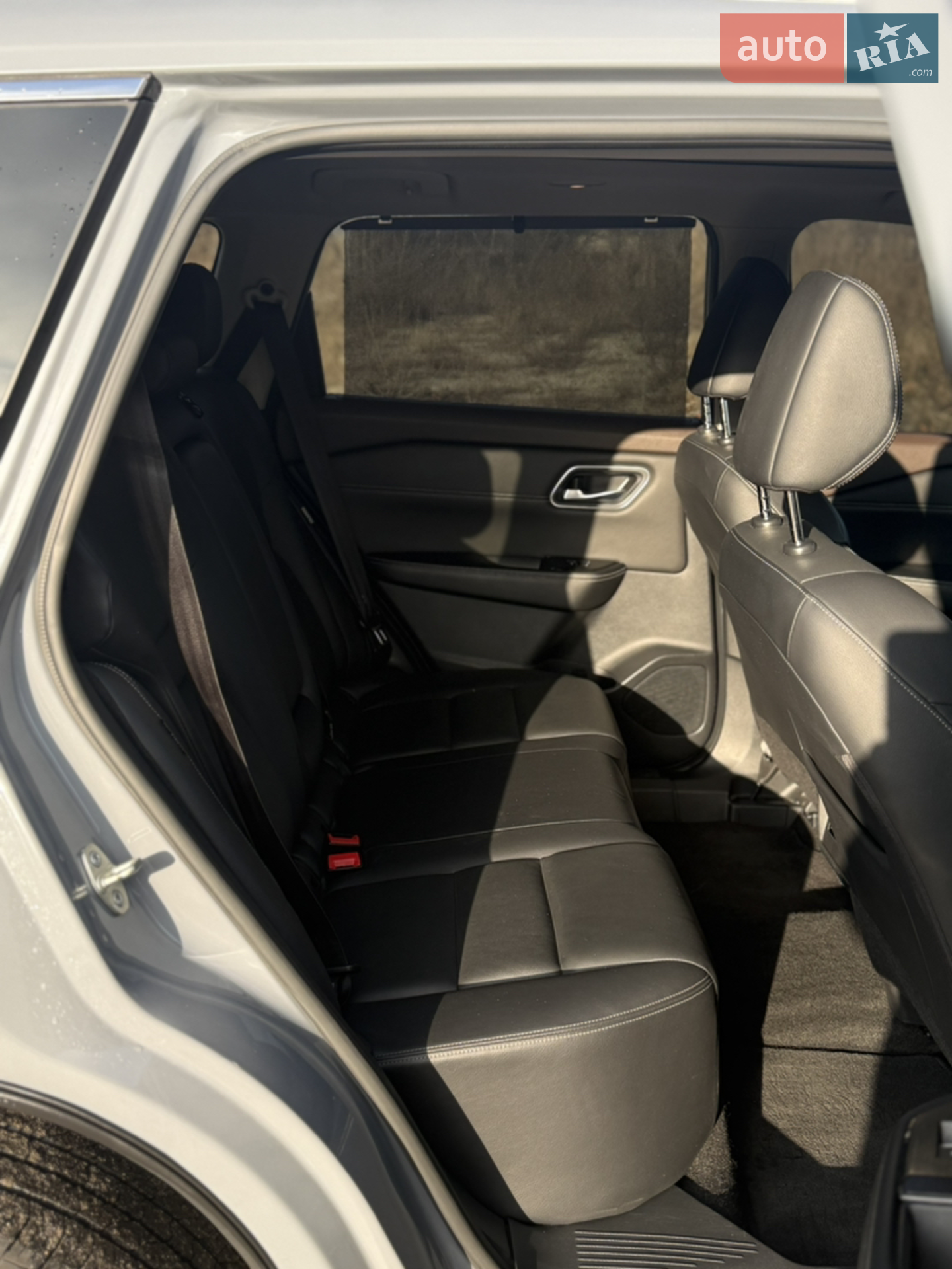 2021 Nissan Rogue - мініатюра 4
