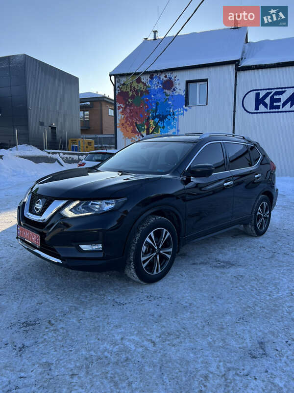 Nissan Rogue 2018