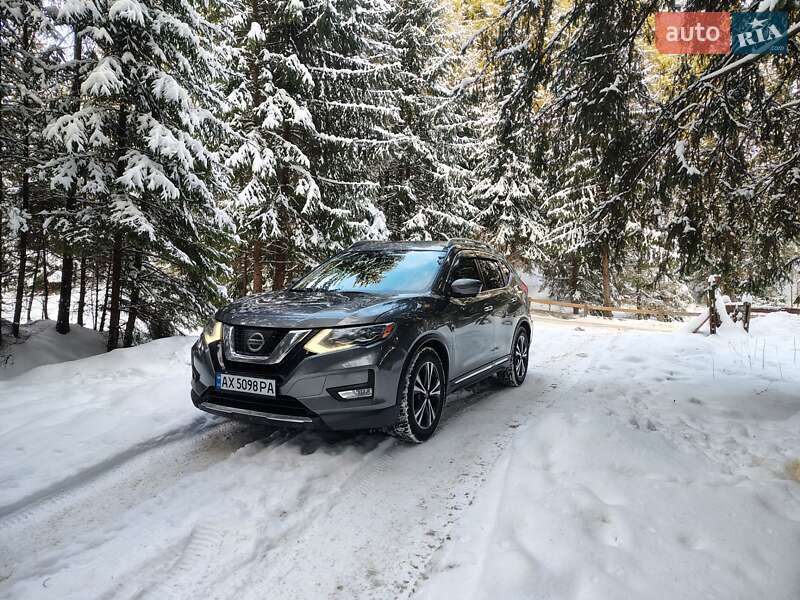 Позашляховик / Кросовер Nissan Rogue 2017 в Сумах фото 2 Позашляховик / Кросовер Nissan Rogue 2017 в Сумах