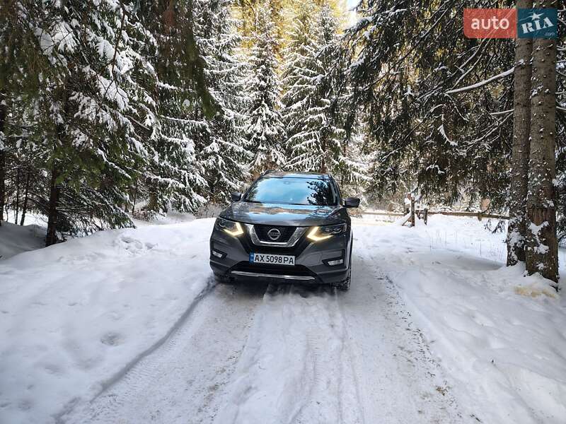 Позашляховик / Кросовер Nissan Rogue 2017 в Сумах фото 5 Позашляховик / Кросовер Nissan Rogue 2017 в Сумах