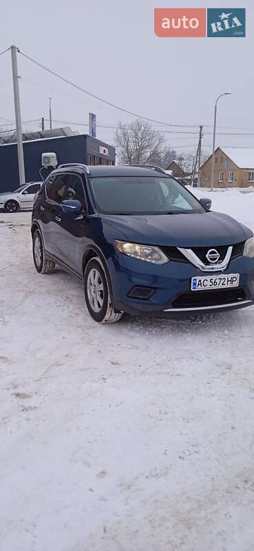 Внедорожник / Кроссовер Nissan Rogue 2015 в Луцке