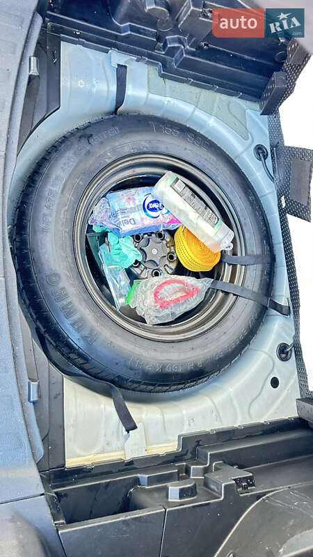 Внедорожник / Кроссовер Nissan Rogue 2017 в Львове