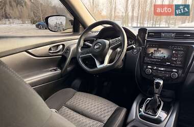 Внедорожник / Кроссовер Nissan Rogue 2016 в Кременчуге