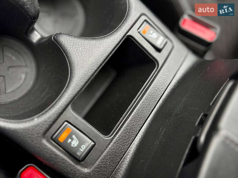 Внедорожник / Кроссовер Nissan Rogue 2018 в Киеве