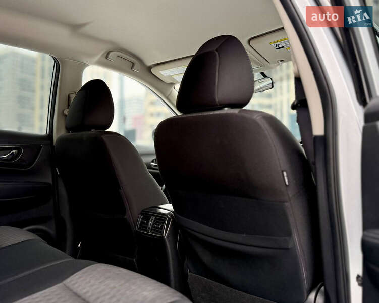 Внедорожник / Кроссовер Nissan Rogue 2018 в Киеве