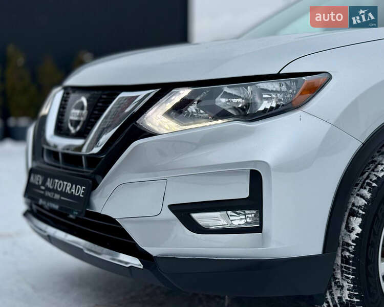 Внедорожник / Кроссовер Nissan Rogue 2018 в Киеве