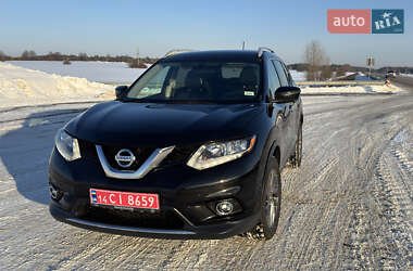 Внедорожник / Кроссовер Nissan Rogue 2016 в Ковеле