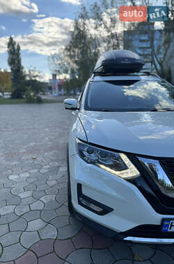 Позашляховик / Кросовер Nissan Rogue 2018 в Одесі