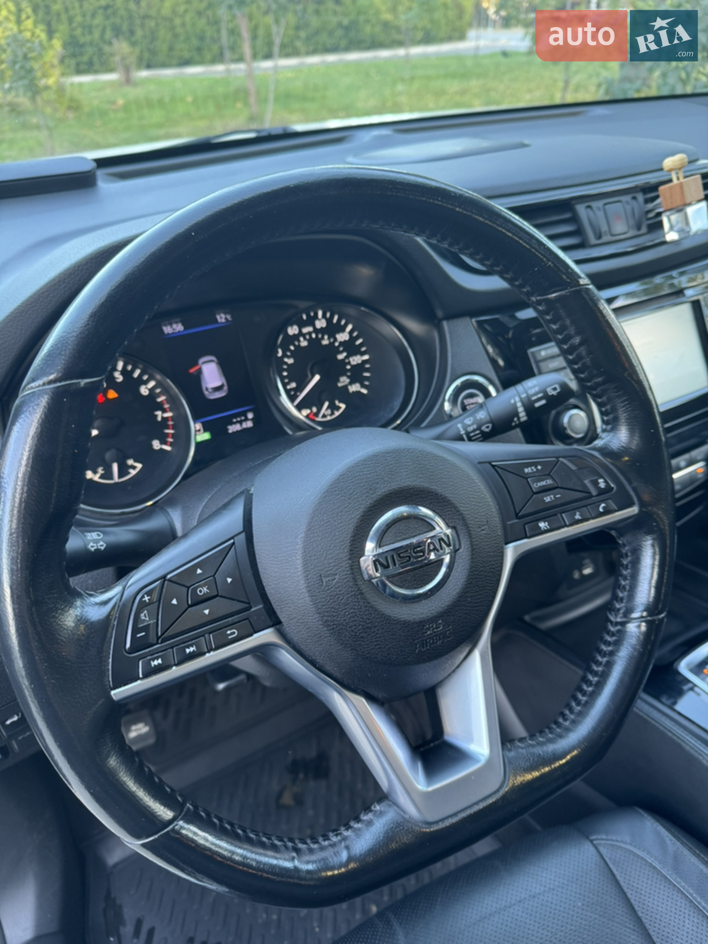 2018 Nissan Rogue - мініатюра 8