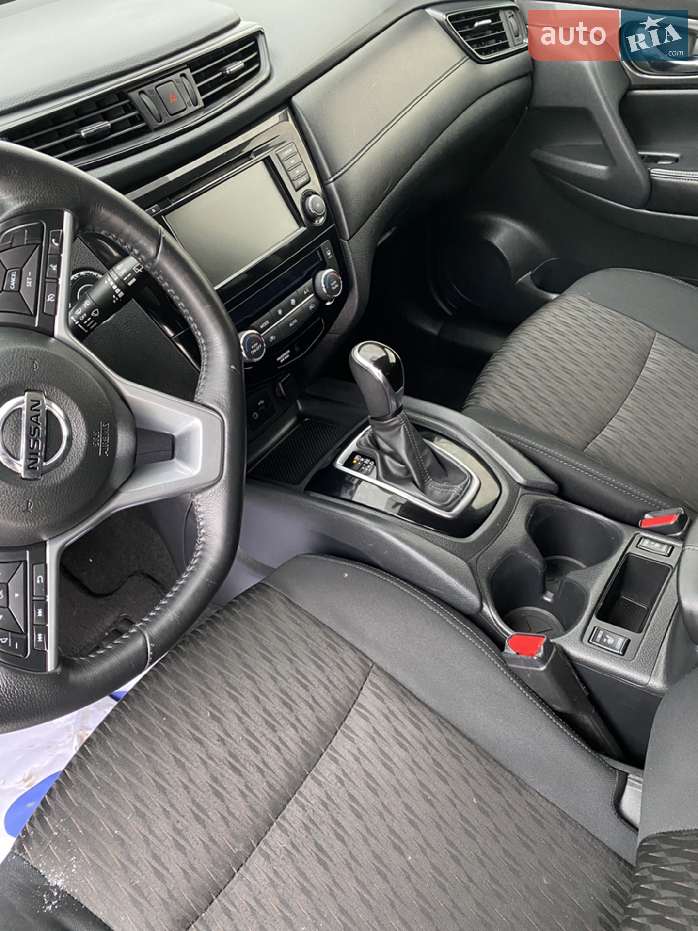 2018 Nissan Rogue - мініатюра 28