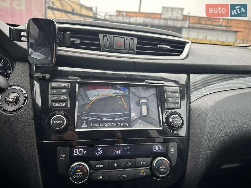 Внедорожник / Кроссовер Nissan Rogue 2014 в Запорожье