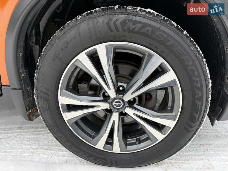 Внедорожник / Кроссовер Nissan Rogue 2019 в Фастове