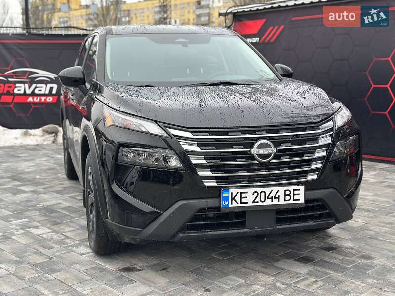 Внедорожник / Кроссовер Nissan Rogue 2024 в Днепре