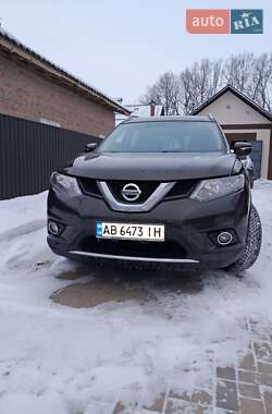 Внедорожник / Кроссовер Nissan Rogue 2015 в Виннице