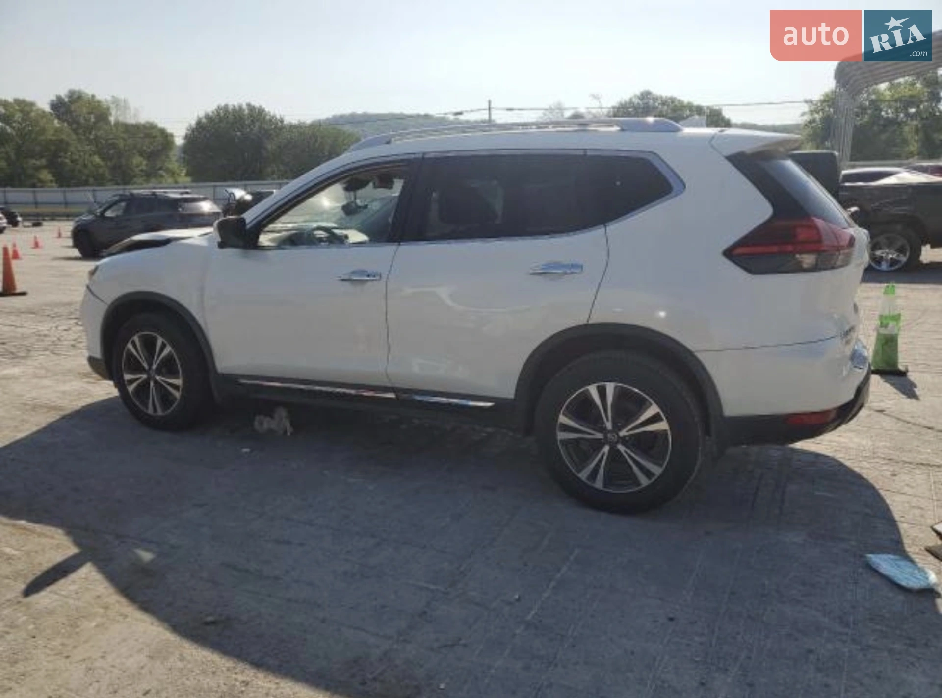 2017 Nissan Rogue - мініатюра 4