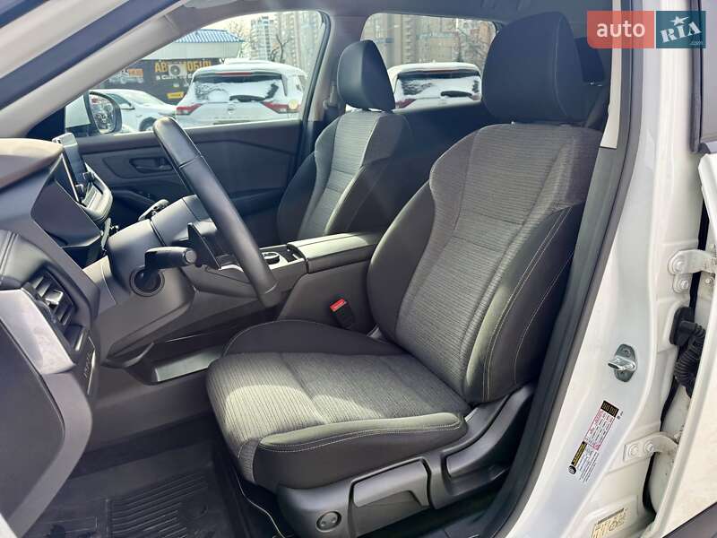 Внедорожник / Кроссовер Nissan Rogue 2022 в Харькове