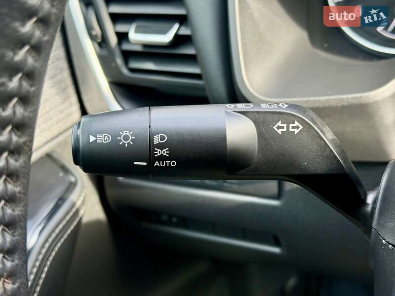 Внедорожник / Кроссовер Nissan Rogue 2022 в Харькове