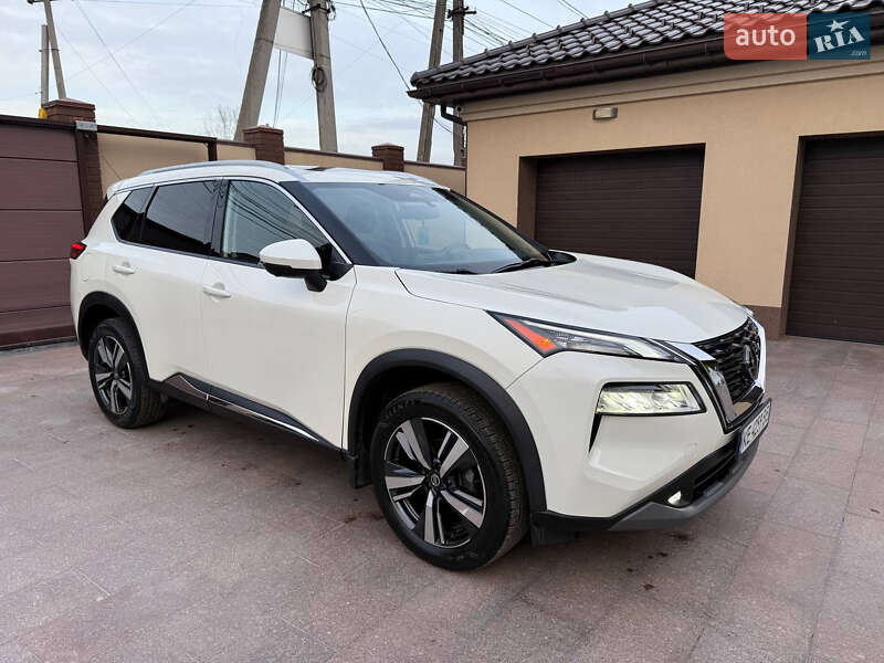 Внедорожник / Кроссовер Nissan Rogue 2020 в Днепре