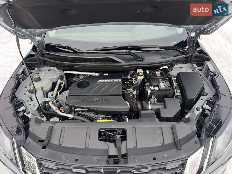 Внедорожник / Кроссовер Nissan Rogue 2023 в Киеве