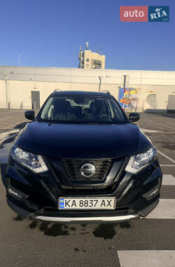 Внедорожник / Кроссовер Nissan Rogue 2018 в Киеве