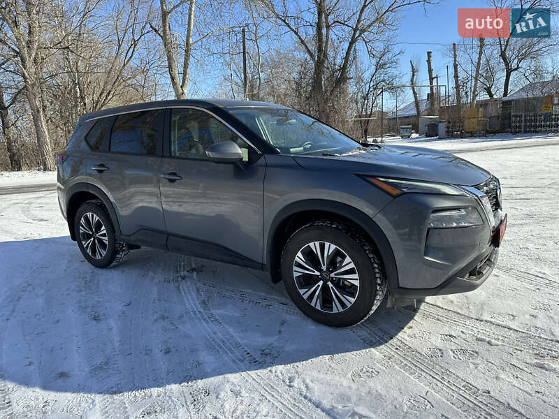 Внедорожник / Кроссовер Nissan Rogue 2023 в Кременчуге