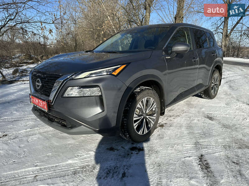 Внедорожник / Кроссовер Nissan Rogue 2023 в Кременчуге