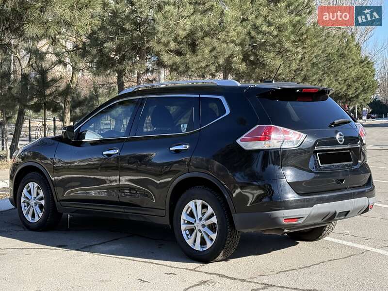 Внедорожник / Кроссовер Nissan Rogue 2015 в Одессе